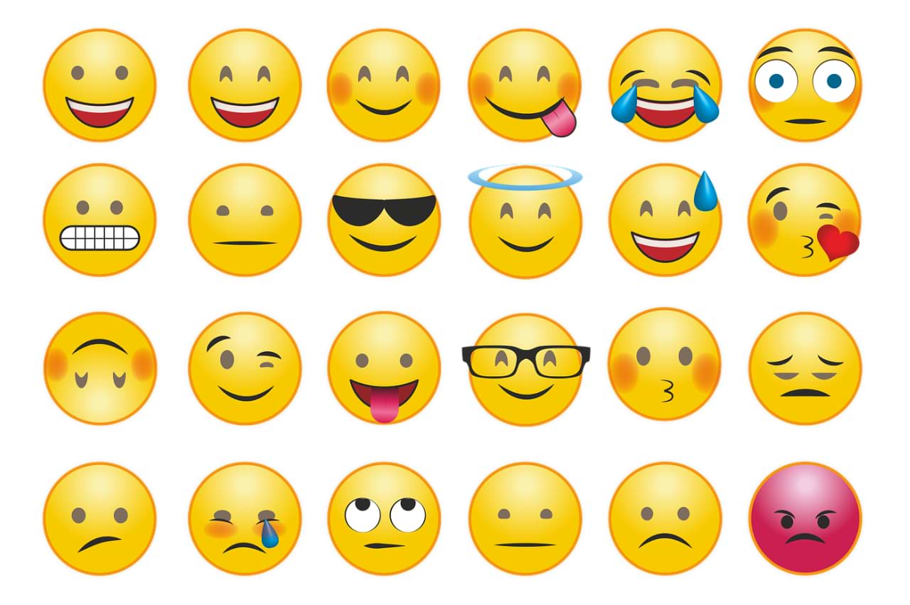 Smajlíky v komentároch a špeciálne znaky na Facebooku