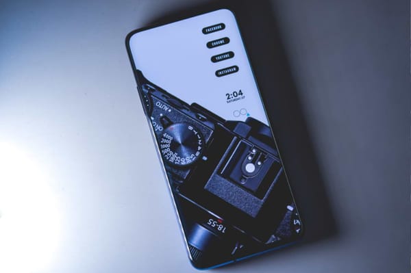 Nálepky a fólie na dotykové mobily