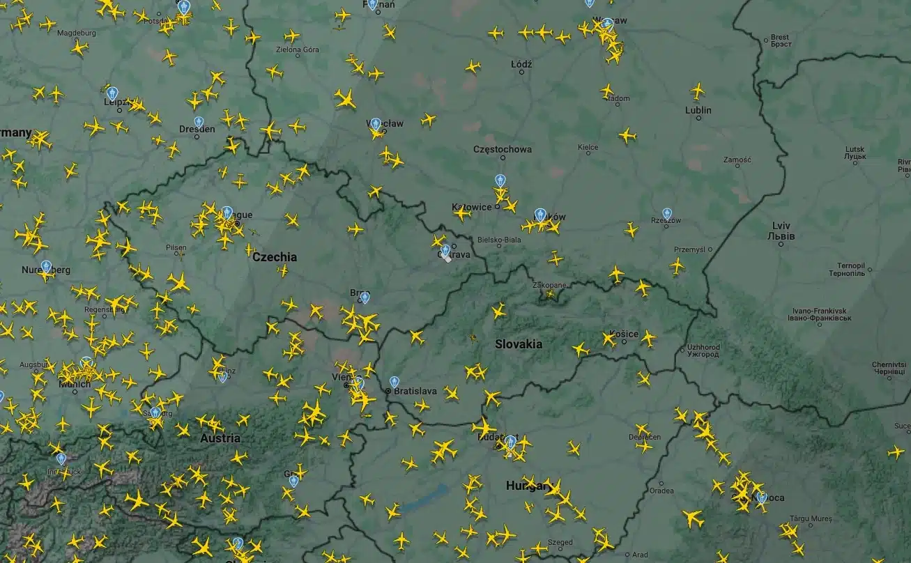 Ako sledovať polohu lietadla zadarmo